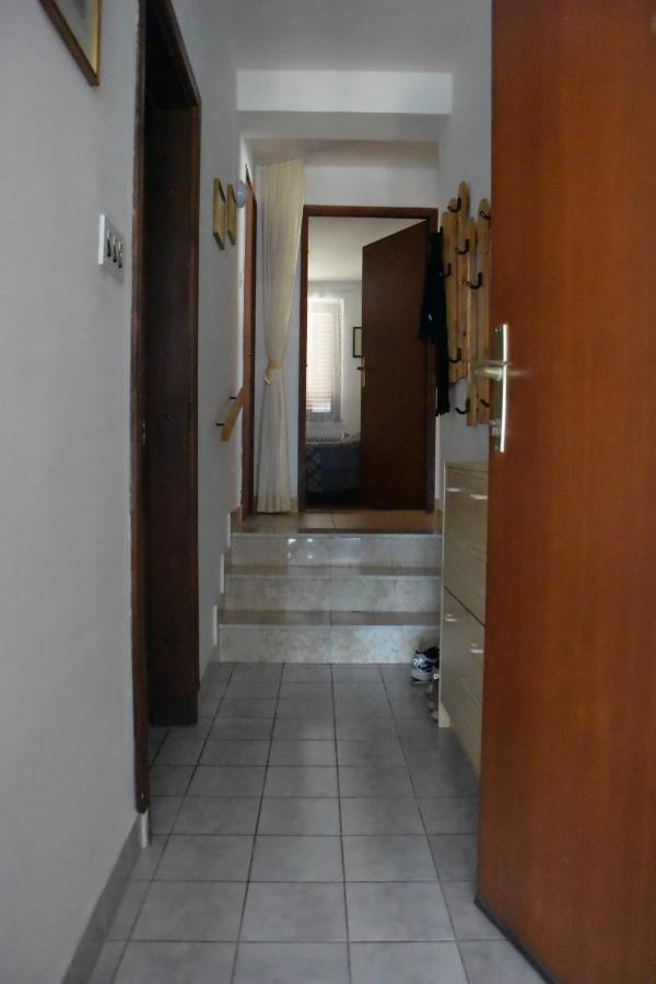 70 Sq M Apartment At Saint Martin'S Harbour 말리로시니 객실 사진